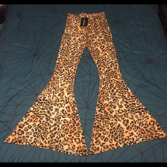 PrettyLittleThing <3 - Picture 2 of 3